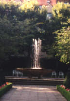 Foto vom Hofgartenbrunnen im Garten der Residenz