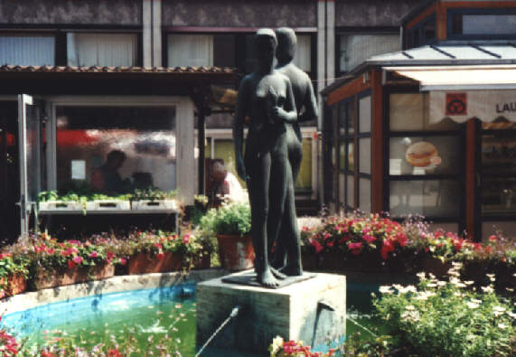 Foto vom Marktbrunnen im Stadtmarkt
